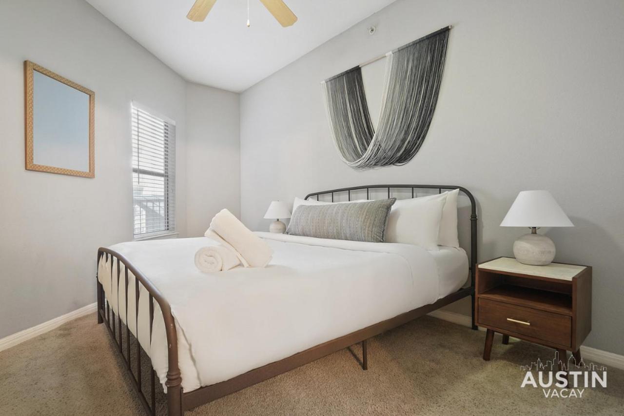 West Campus Accommodations Pool And King Bedrooms Austin Exteriér fotografie